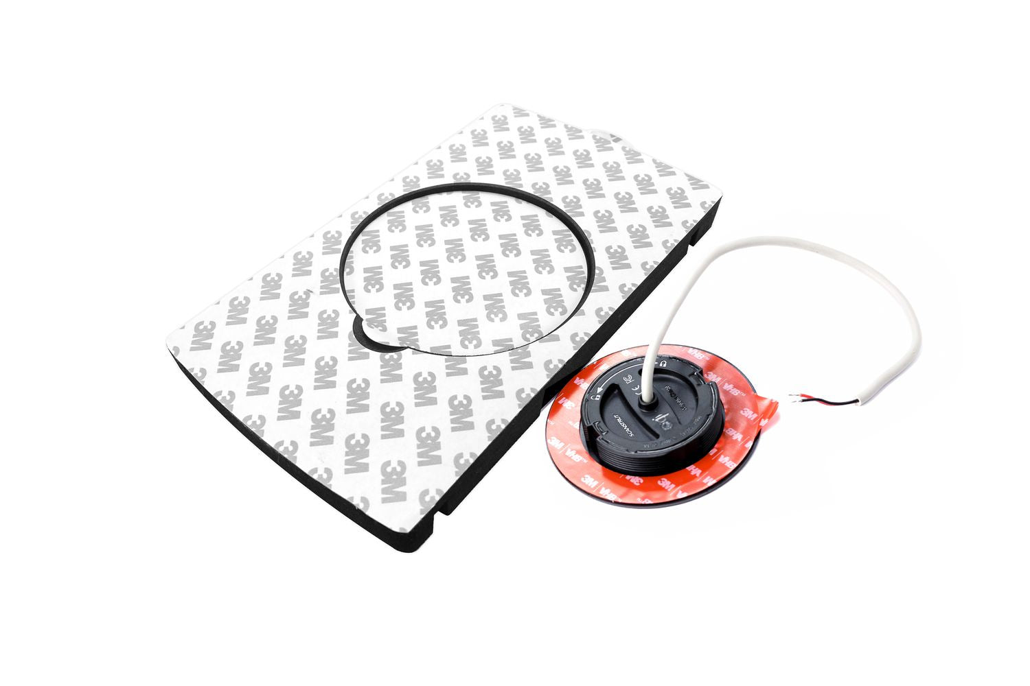 Scanstrut Ladegerät Catch SC-CW-08F Ladeschale für kabelloses Laden von Smartphones 10-30V Eingan 2A Ausgang 10W wasserdicht nach IPX6